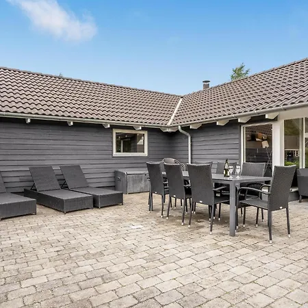 Kaninstien Vaeggerlose Ix * Bøtø By